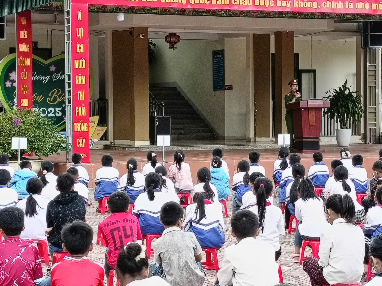 TUYÊN TRUYỀN LUẬT GIAO THÔNG ĐƯỜNG BỘ NĂM HỌC  2025 – 2026